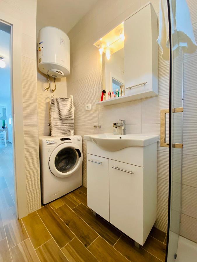 Apartment Tilda โตรกีร์ ภายนอก รูปภาพ